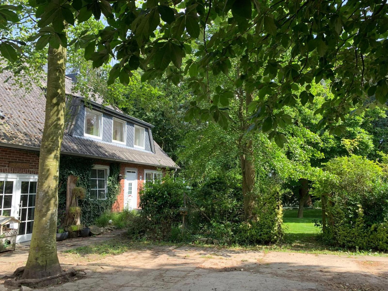 Ferienwohnung Auf Einem Resthof Zentral Gelegen Mit Viel Natur Und Tieren Rendswuhren Luaran gambar